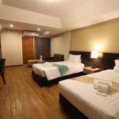 Отель Golden Jade Suvarnabhumi 3* Улучшенный номер двуспальная кровать фото 4