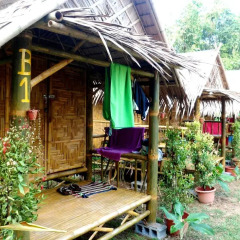 Отель Ok Chawkoh Bungalow 2* Коттедж с различными типами кроватей фото 9