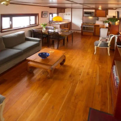 Отель Noah's houseboat Amsterdam интерьер отеля