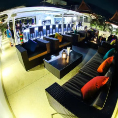 Отель Phunawa Resort гостиничный бар