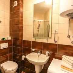 Апартаменты Adriatik Budva apartments Студия с различными типами кроватей фото 12