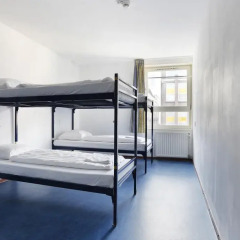 Hans Brinker Hostel Amsterdam Кровать в общем номере с двухъярусной кроватью фото 4