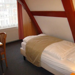 Rokin Hotel 3* Стандартный номер с различными типами кроватей фото 4