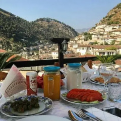 Отель Guesthouse Arben Elezi Стандартный номер фото 8