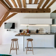 Отель Sweet Inn Place des Vosges Париж в номере