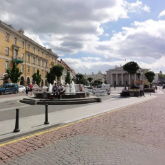 Отель With Locals