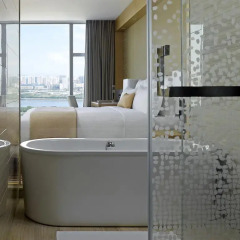 Отель Langham Place Guangzhou Семейный люкс с двуспальной кроватью фото 4
