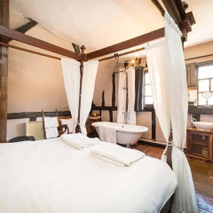 Апартаменты Trembling Madness Apartments Йорк комната для гостей фото 2
