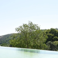 Отель Quinta das Colmeias бассейн