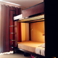 Dengba Hostel Phuket Кровать в общем номере с двухъярусной кроватью фото 3
