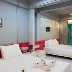 The Oddy Hip Hotel 3* Стандартный семейный номер с двуспальной кроватью фото 4