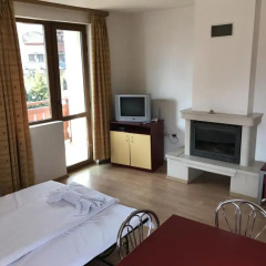 Апартаменты Todorini Kuli Alexander Services Apartments комната для гостей фото 2