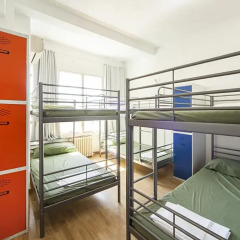Отель Madrid Motion Hostels балкон