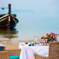 Отель Maikhao Dream Luxury Yacht