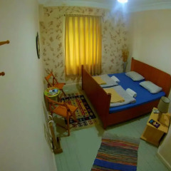 Levanten Hostel Стандартный номер двуспальная кровать (общая ванная комната) фото 4