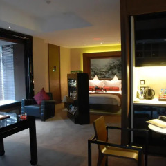 Pudi Boutique Hotel Fuxing Park Shanghai 4* Люкс повышенной комфортности с различными типами кроватей фото 4