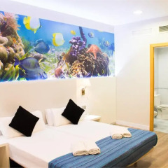 Отель Hostal Boqueria Стандартный номер с двуспальной кроватью фото 19