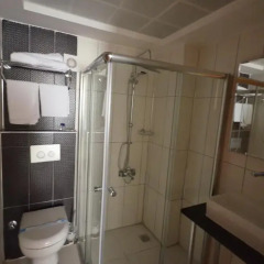 Hotel Onarslan ванная