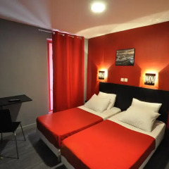 Отель Hipotel Paris Gambetta République комната для гостей фото 5