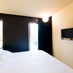 Axel Hotel Berlin 4* Стандартный номер с двуспальной кроватью фото 3
