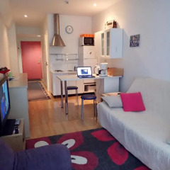 Отель River House комната для гостей
