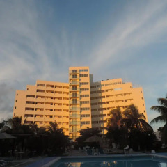 Отель Calypso Hotel Cancun Мексика, Канкун - отзывы, цены и фото номеров - забронировать отель Calypso Hotel Cancun онлайн