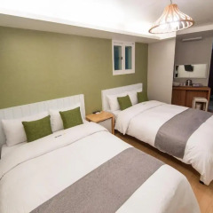 Hotel QB Seoul Dongdaemun 2* Номер категории Эконом с различными типами кроватей