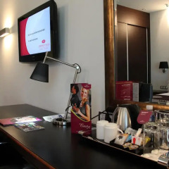 Отель Crowne Plaza Madrid Airport 4* Представительский номер с различными типами кроватей фото 3