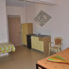 Отель Guest House Suga 1 в номере фото 2