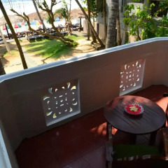 Отель Villa Paradise Хиккадува сейф в номере