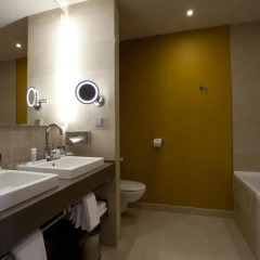 Гостиница Mercure Тюмень Центр 4* Улучшенный люкс с различными типами кроватей фото 2