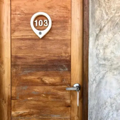Отель Check-in Resort Koh Larn интерьер отеля
