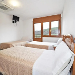 Отель Hostal Apolo XI комната для гостей фото 3