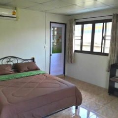 D&N Hostel Улучшенный номер с различными типами кроватей фото 3