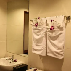 Отель Patong Hemingways 4* Улучшенный номер фото 7