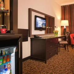 Отель Towers Rotana - Dubai Классический номер с различными типами кроватей фото 3
