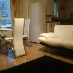 Апартаменты Bellway Commonwealth Apartment комната для гостей фото 5