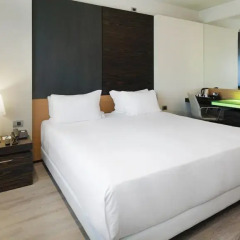 Отель NH Venezia Laguna Palace 4* Стандартный номер с различными типами кроватей фото 5