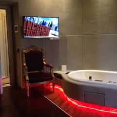 Отель Mdm Luxury Rooms Guesthouse 4* Люкс с различными типами кроватей фото 15