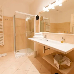 Unitas Hotel 4* Стандартный номер с различными типами кроватей фото 5