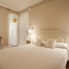 Отель B&B Hi Valencia Boutique 3* Стандартный номер с различными типами кроватей фото 30