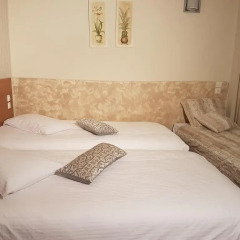 Hotel Ideal 2* Стандартный номер с разными типами кроватей фото 4