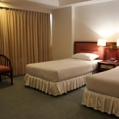 Silver Hotel Phuket 3* Улучшенный номер с разными типами кроватей фото 4