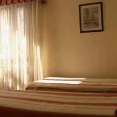 Отель Hostal San Glorio 2* Стандартный номер с 2 отдельными кроватями фото 7