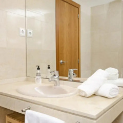 Отель ApartUP Blue Opera View Испания, Валенсия - отзывы, цены и фото номеров - забронировать отель ApartUP Blue Opera View онлайн ванная