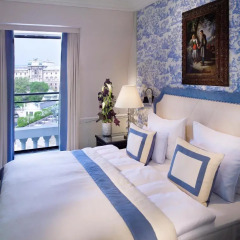 Hotel Sacher 5* Номер Делюкс с двуспальной кроватью