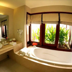 Отель Vinh Hung Emerald Resort 3* Люкс с различными типами кроватей фото 4