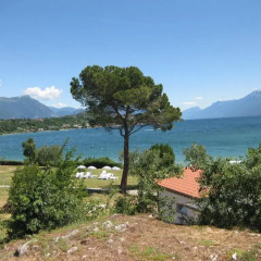 Отель Sivino's Resort Манерба-дель-Гарда пляж