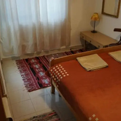 Отель Albaniantrip Rooms and Apartments Албания, Тирана - отзывы, цены и фото номеров - забронировать отель Albaniantrip Rooms and Apartments онлайн комната для гостей фото 3