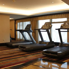 Royal Mediterranean Hotel фитнесс-зал